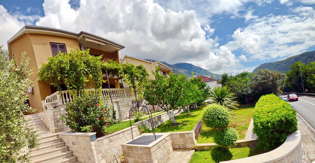 Apartmani Cetkovic Cattaro Esterno foto