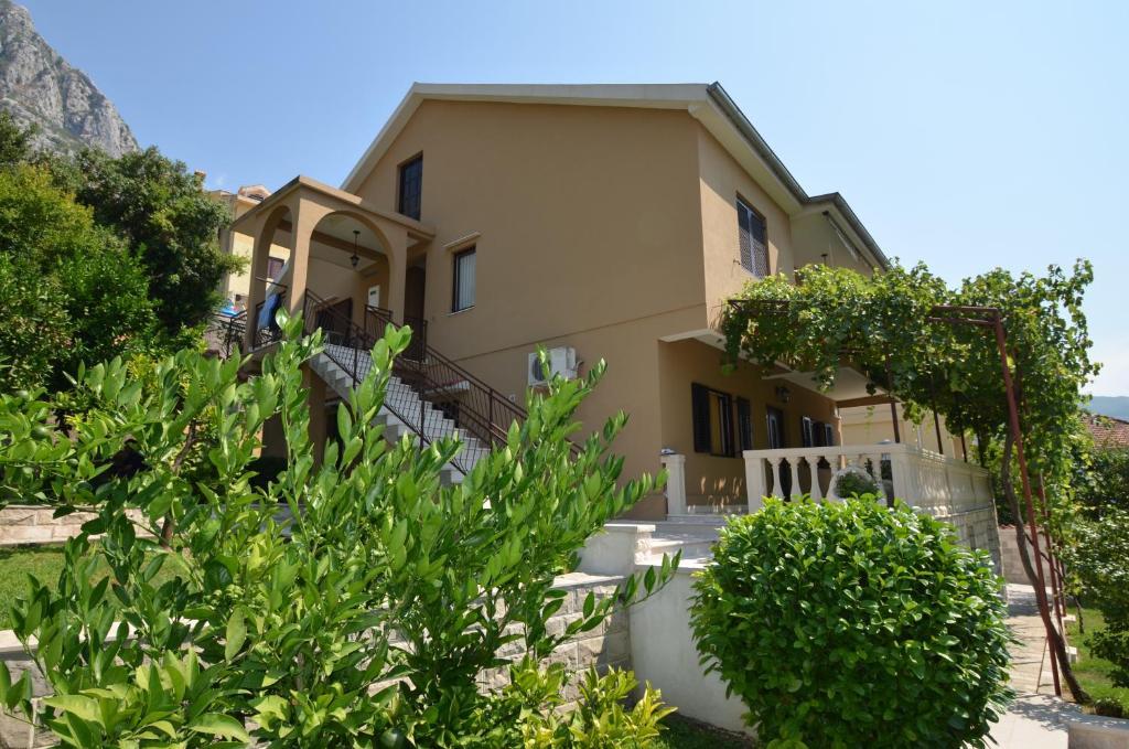 Apartmani Cetkovic Cattaro Esterno foto