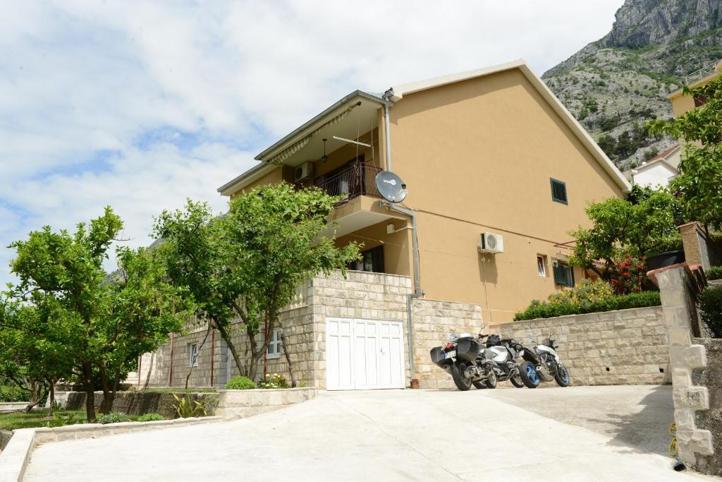 Apartmani Cetkovic Cattaro Camera foto