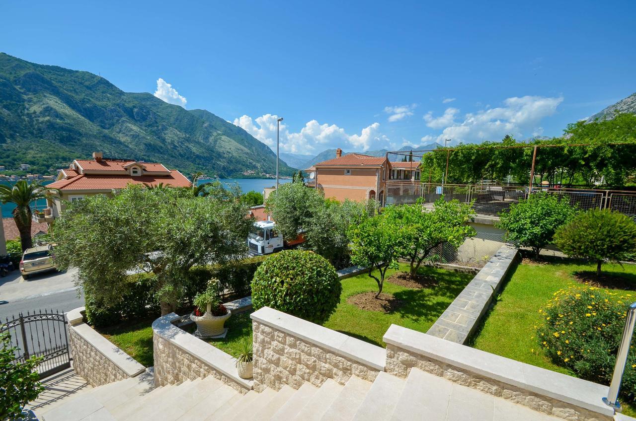 Apartmani Cetkovic Cattaro Esterno foto
